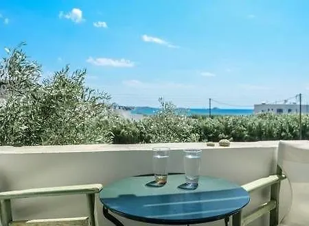 Vrettos Beachfront Plaka (Naxos)